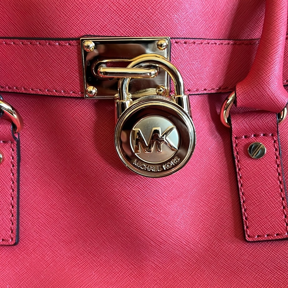 Coral Colored Purse - Picture 3 of 11